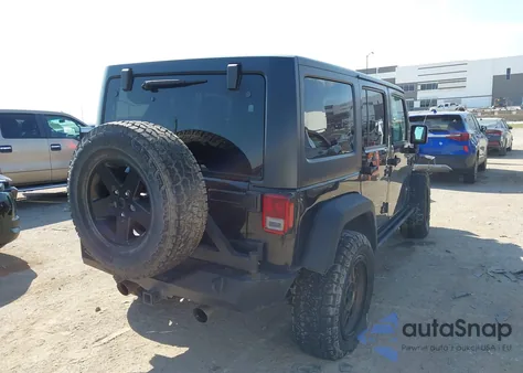 2016 Jeep Wrangler Unlimited Sport z USA, uszkodzony, nr VIN 1C4BJWDG2GL135554